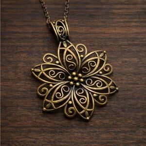 Bohemian Floral Pendant Necklace